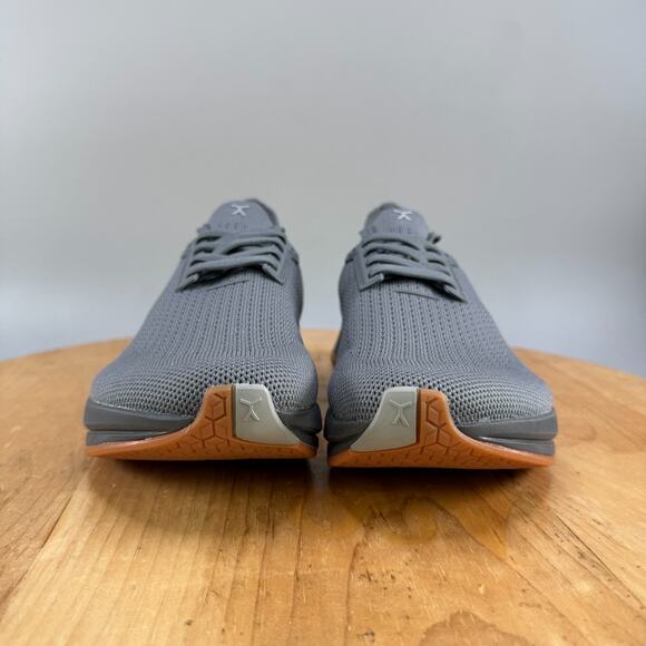 Flux Adapt Runner Women's Size 6.5 Grey Gum Running Barefoot Knit Shoes NEW - Picture 2 of 9